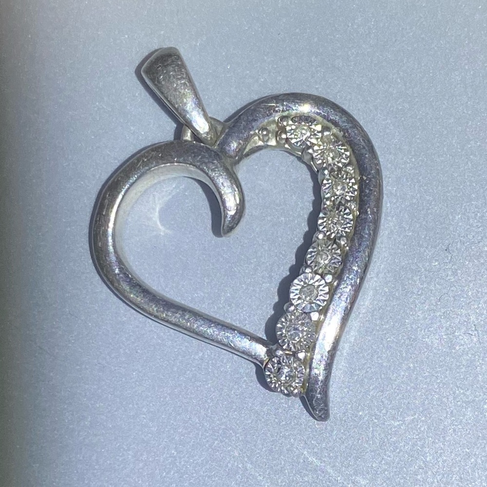 Heart diamond necklace pendant